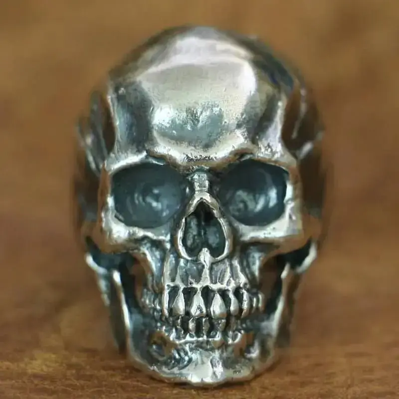 Bague motard tête de mort égyptienne (Argent)