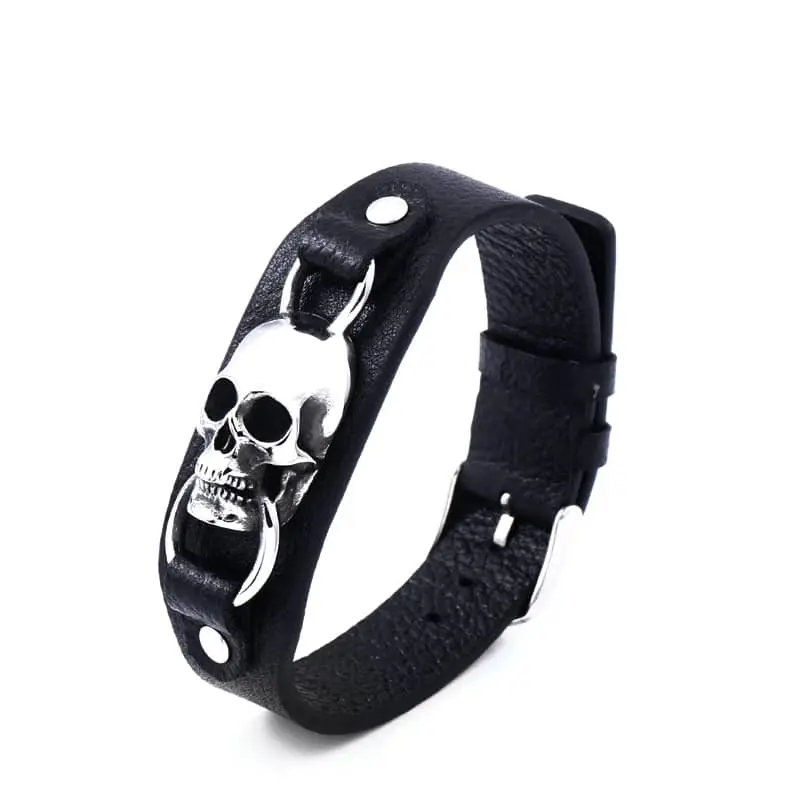 Bracelet biker en cuir - Tête de mort gothique