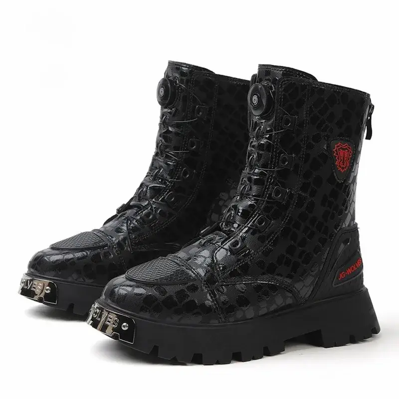 Chaussure moto femme pour gagner des cm | MILADY™