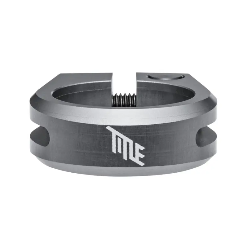 Collier De Selle Title - Grey