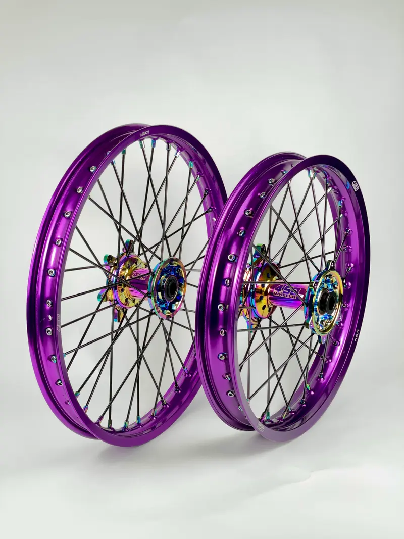 Jantes Cross 4.50 WHEELS édition fuel & Violet