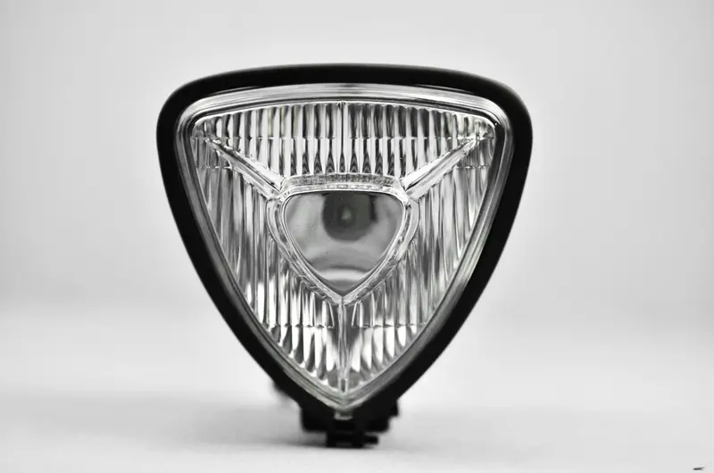 Phare Triangulaire noir verre blanc