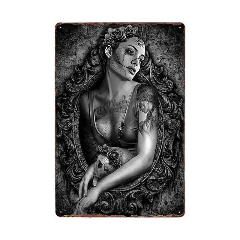 Plaque Métallique Femme tatouée