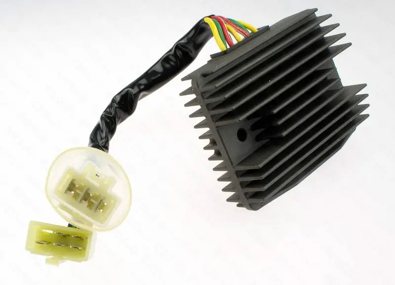 Régulateur de tension Honda VFR800 2004-2009