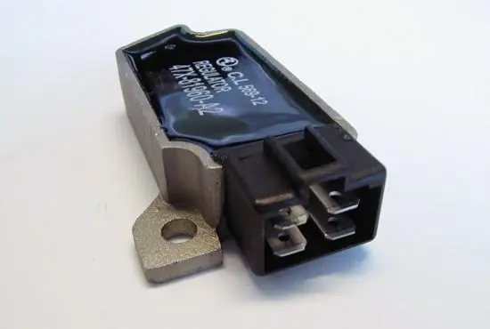 Régulateur de tension TOURMAX adapt. YAMAHA