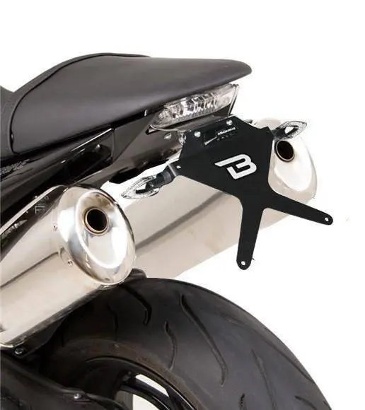 SUPPORT DE PLAQUE + FEU Triumph Speed Triple