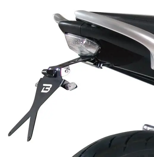 SUPPORT DE PLAQUE Suzuki Gladius