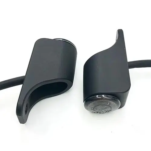 Supports clignotants avant Highsider sur BMW R nineT | Le Motographe