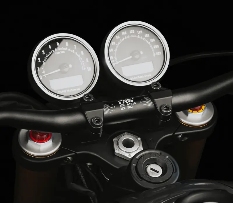 Té de fourche supérieur seul "Roadster" avec pontets réglables